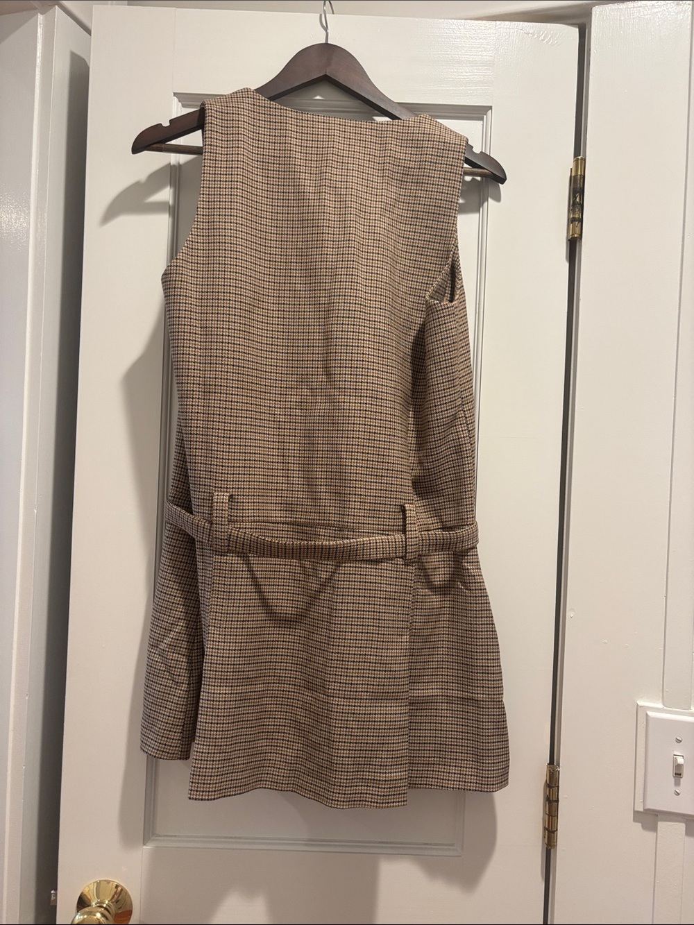 Elodie Brown Houndstooth Zip-Front Tailored Dress NWT Size Medium - Picture 9 of 10